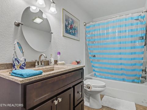 Tiny photo for 232 Farris Circle, LaFollette, TN 37766 (MLS # 1329196)