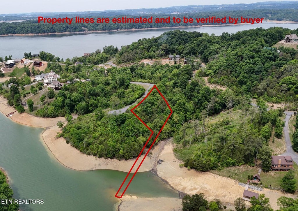 Photo of 26 Stone Shr Way, Dandridge, TN 37725 (MLS # 1346468)