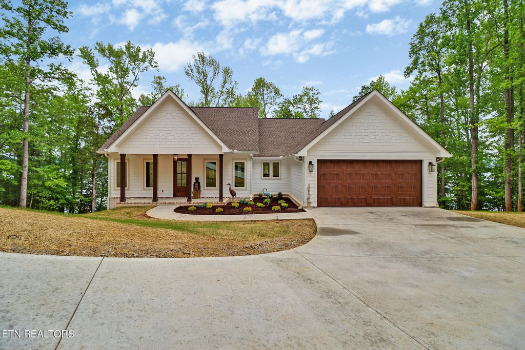 Photo of 243 E Shore Drive, Rockwood, TN 37854 (MLS # 1299682)