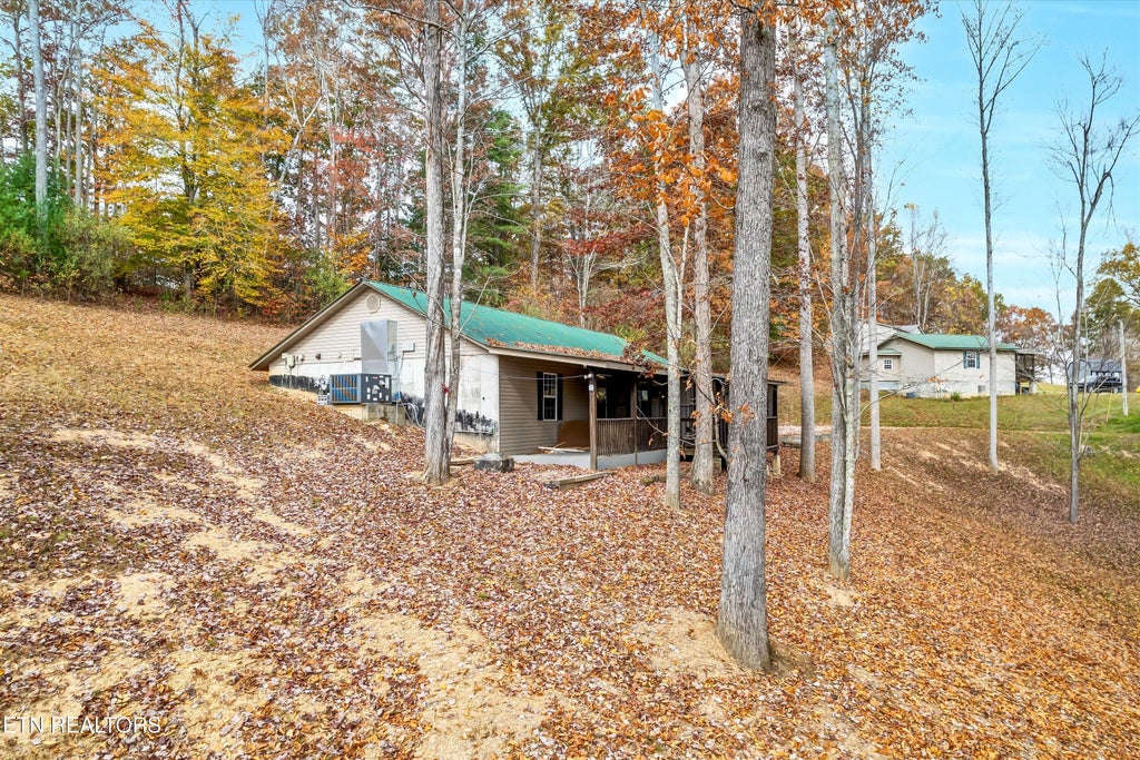 Photo of 220 Hill Ave, Oneida, TN 37841 (MLS # 1281458)