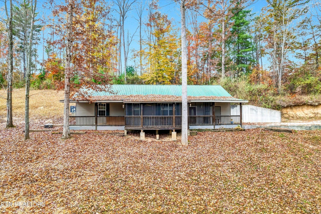 Photo of 220 Hill Ave, Oneida, TN 37841 (MLS # 1281458)