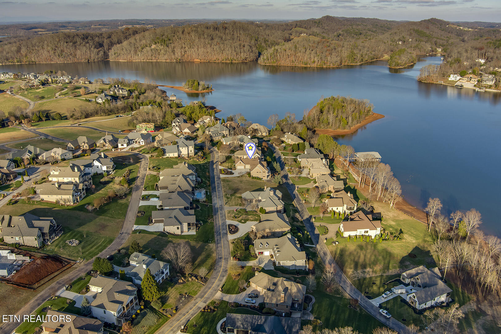 Vonore, Tennessee, 37885, United States, 5 Bedrooms Bedrooms, ,4 BathroomsBathrooms,Residential,Active,2036035