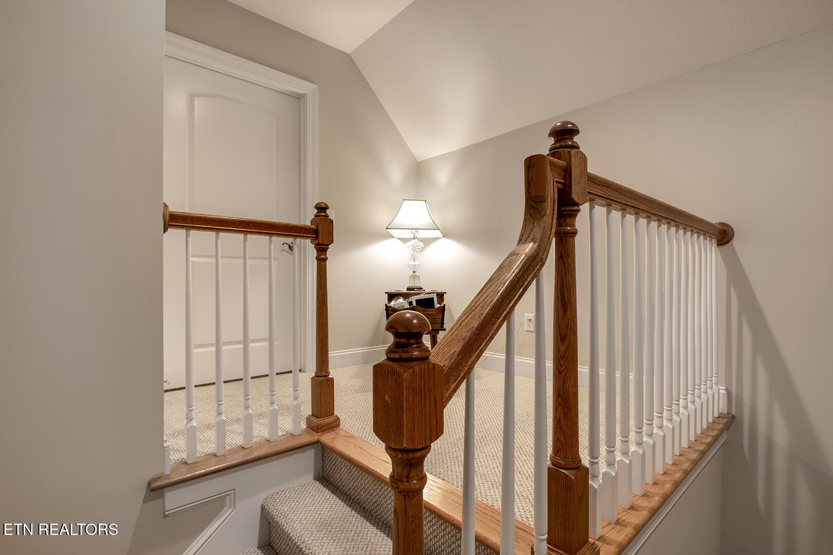 Vonore, Tennessee, 37885, United States, 5 Bedrooms Bedrooms, ,4 BathroomsBathrooms,Residential,Active,2036035