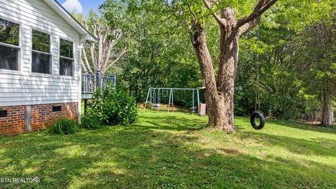 Tiny photo for 915 Panorama Drive, Maryville, TN 37801 (MLS # 1355971)