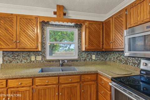 Tiny photo for 915 Panorama Drive, Maryville, TN 37801 (MLS # 1355971)