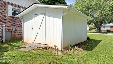Tiny photo for 915 Panorama Drive, Maryville, TN 37801 (MLS # 1355971)