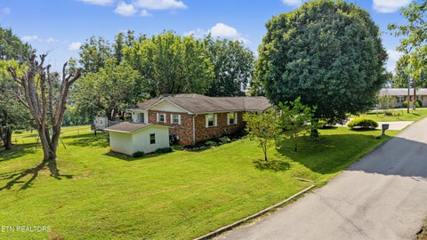 Tiny photo for 915 Panorama Drive, Maryville, TN 37801 (MLS # 1355971)