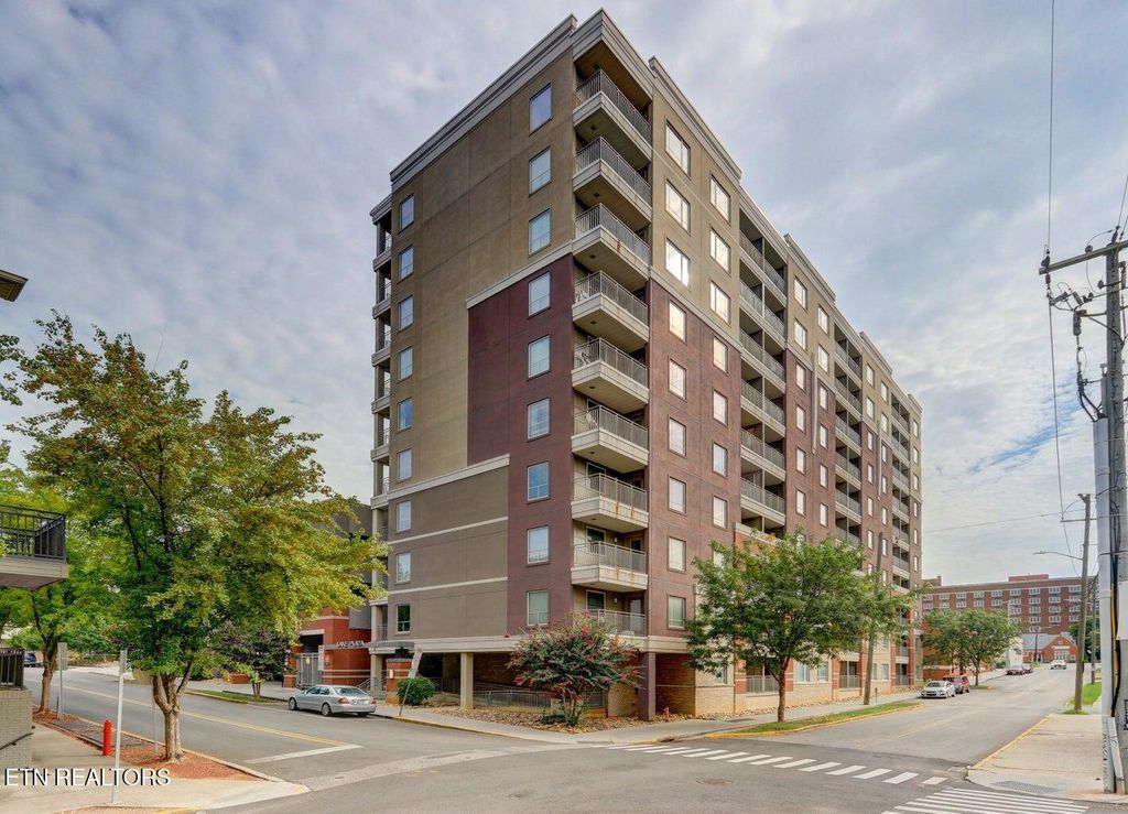Photo of 1735 Lake Ave #805, Knoxville, TN 37916 (MLS # 1330471)