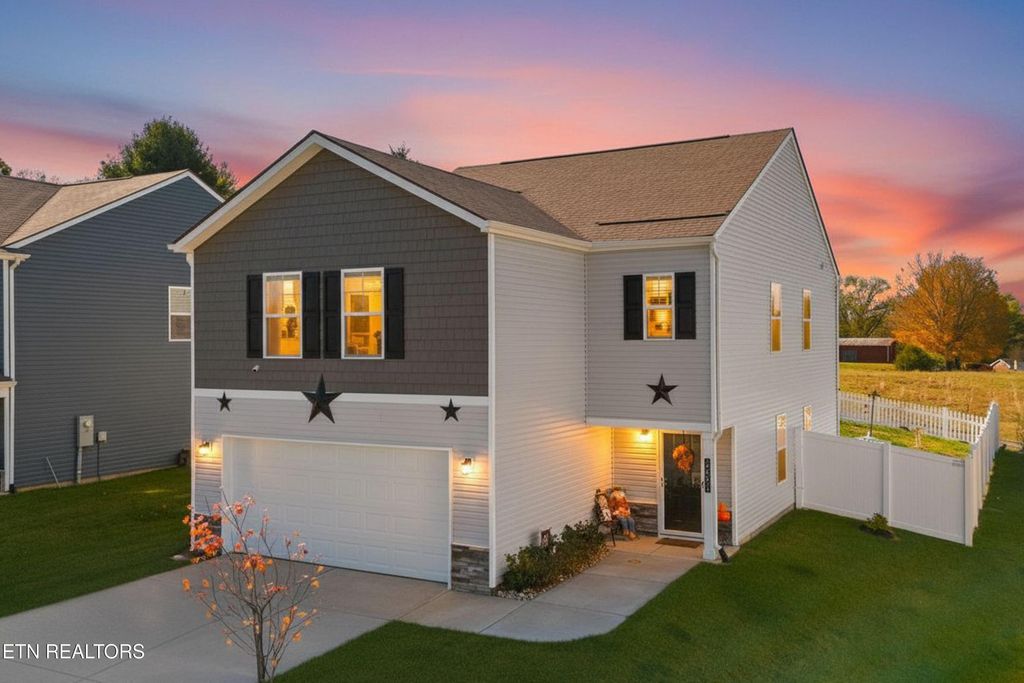 Photo of 2061 Southwood Circle, Morristown, TN 37813 (MLS # 1321775)