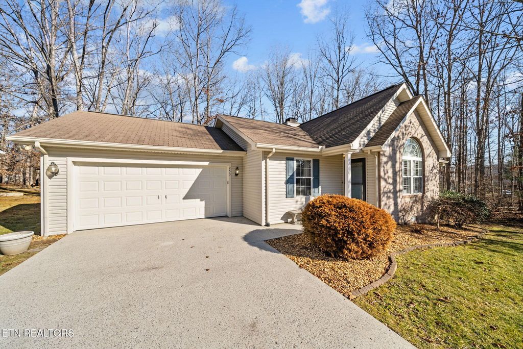 Photo of 253 Saint George Drive, Fairfield Glade, TN 38558 (MLS # 1329013)