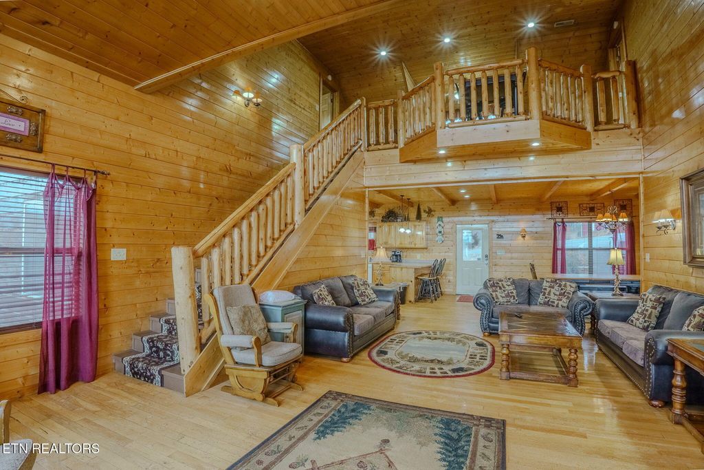 Photo of 4170 Chamberlain Lane, Sevierville, TN 37862 (MLS # 1324986)
