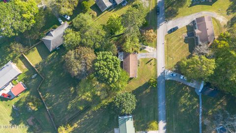 Tiny photo for 212 Reba Ave, Harriman, TN 37748 (MLS # 1317704)