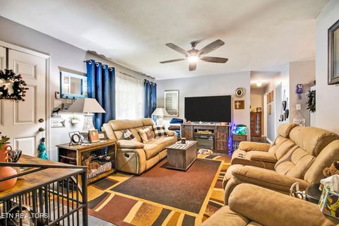 Tiny photo for 212 Reba Ave, Harriman, TN 37748 (MLS # 1317704)