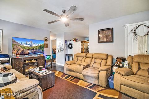 Tiny photo for 212 Reba Ave, Harriman, TN 37748 (MLS # 1317704)