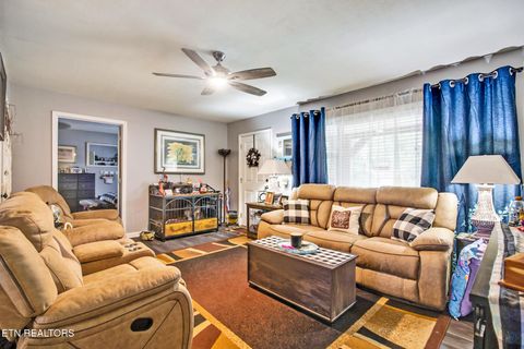 Tiny photo for 212 Reba Ave, Harriman, TN 37748 (MLS # 1317704)