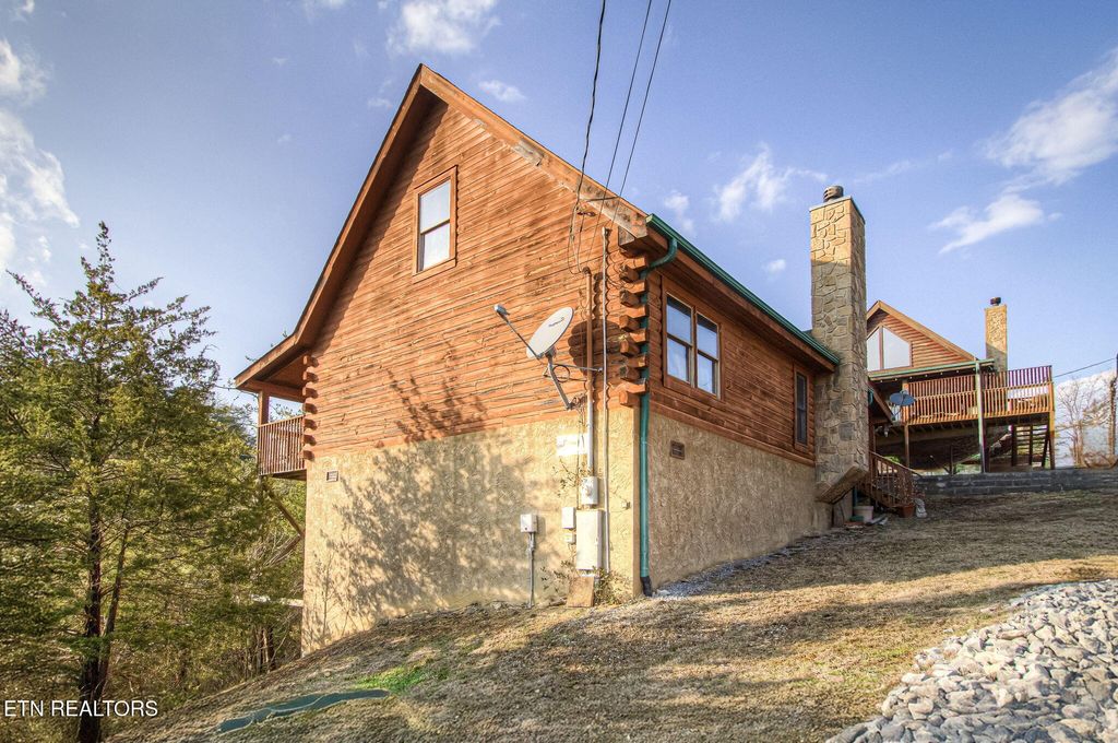 Photo of 2505 Fleming Way, Sevierville, TN 37876 (MLS # 1330188)