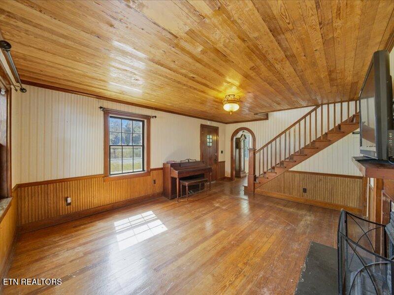 161 Alley Rd