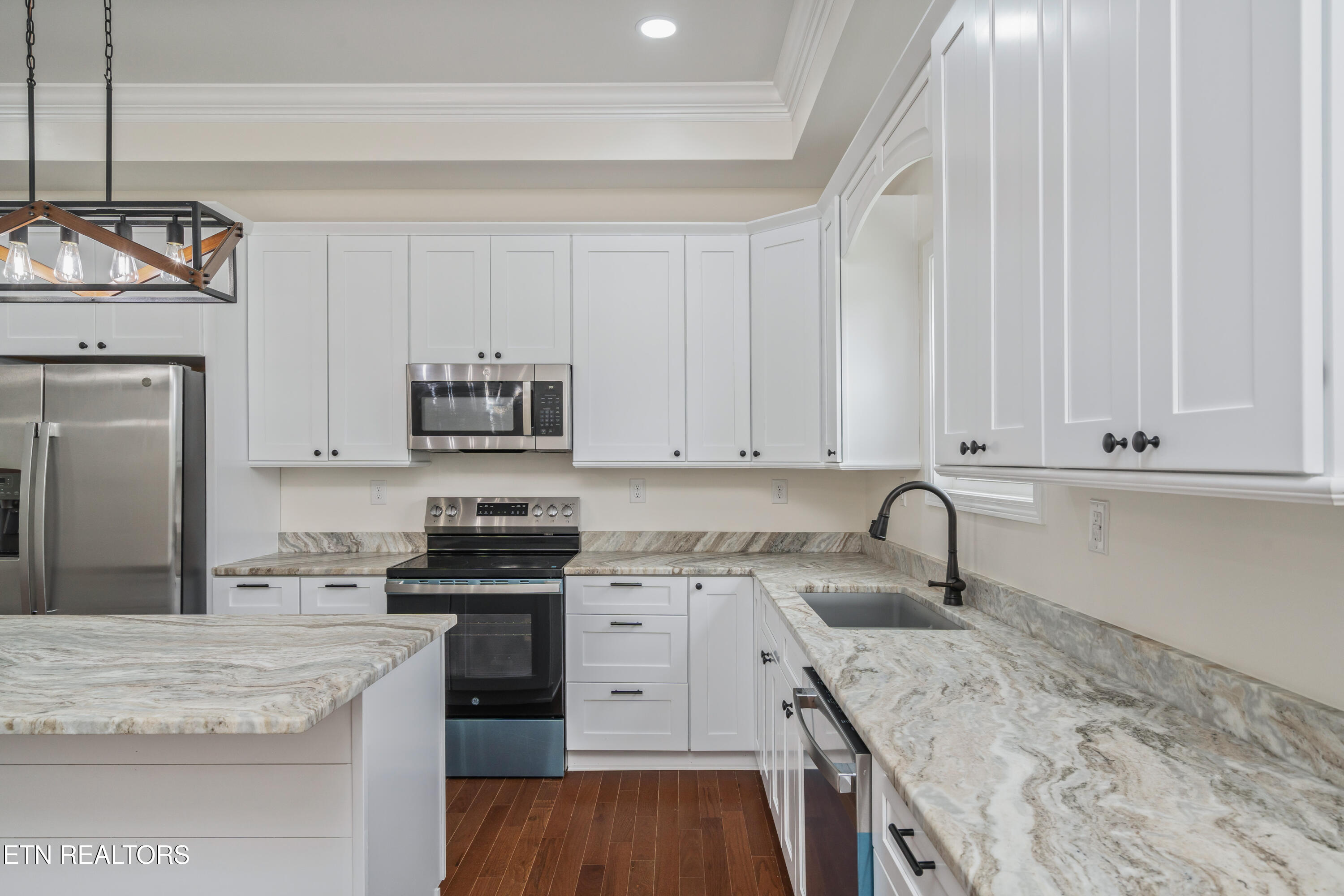 141 2nd St