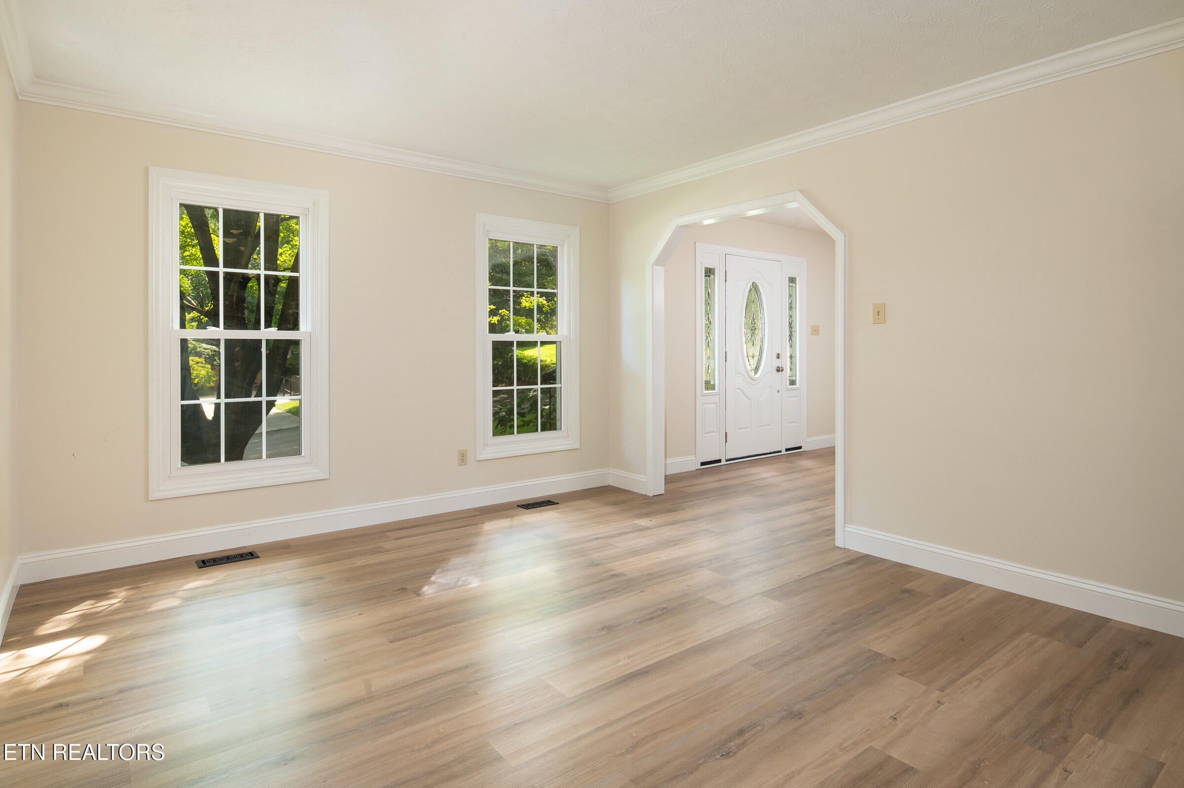 225 Long Bow Rd