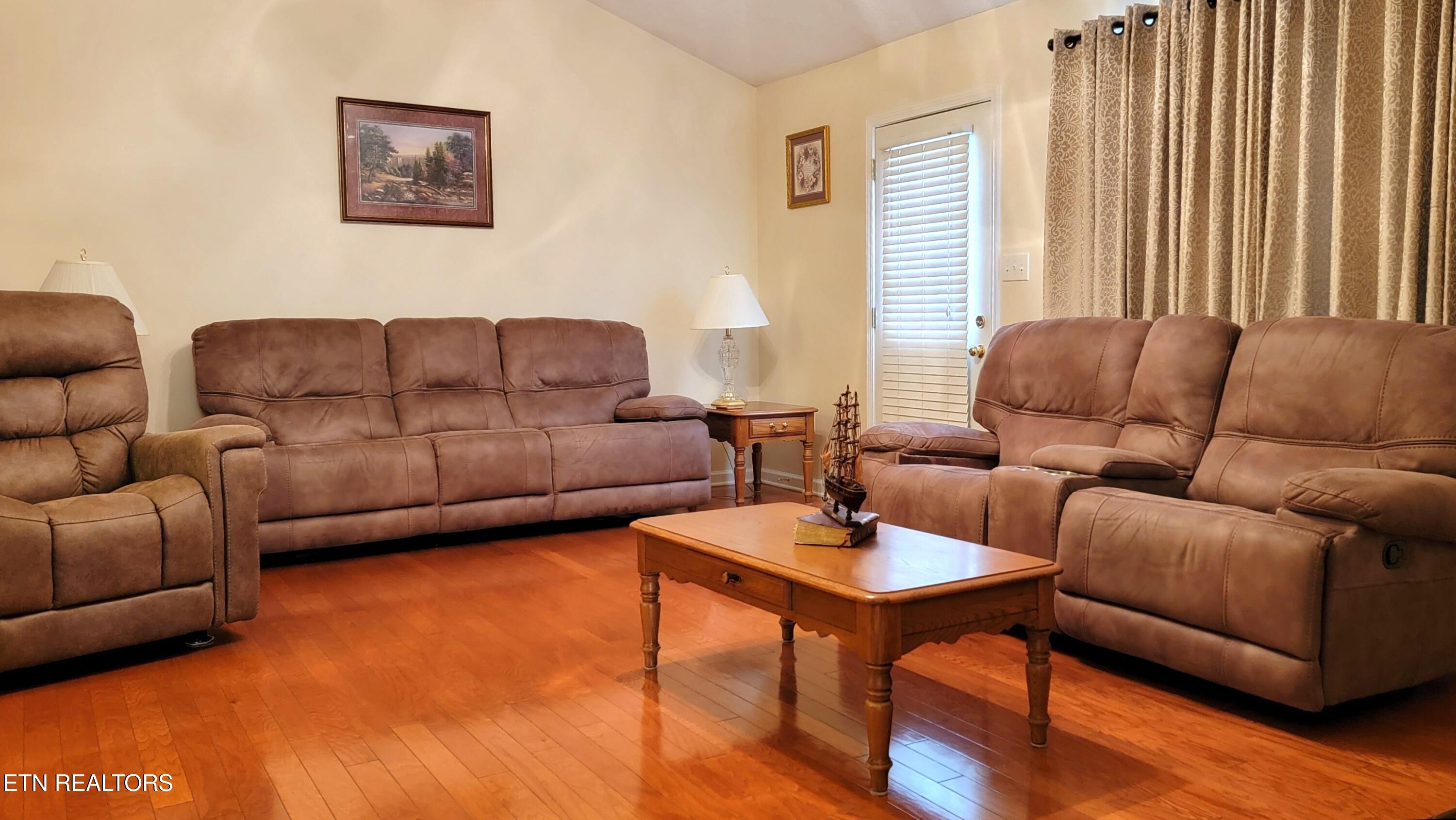8405 Reality Lane