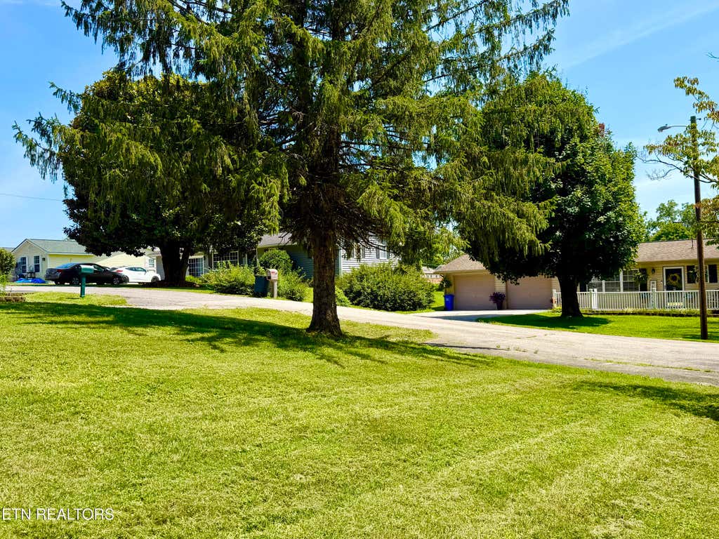 Photo of 130 Griffith Lane, Jacksboro, TN 37757 (MLS # 1350527)