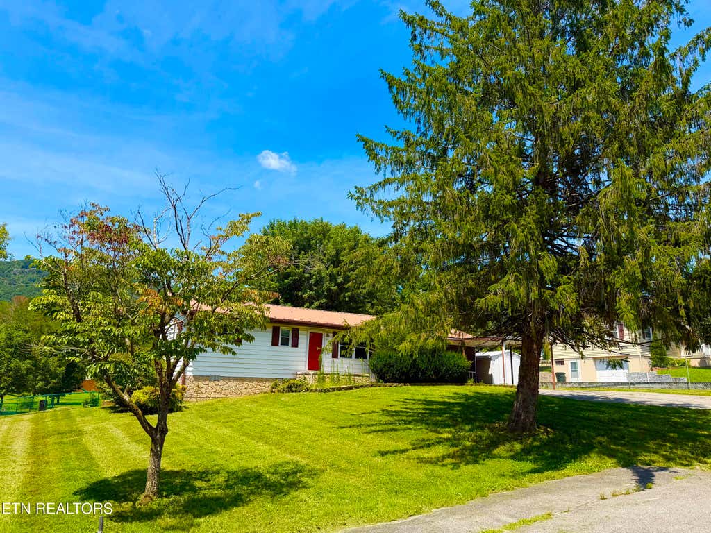 Photo of 130 Griffith Lane, Jacksboro, TN 37757 (MLS # 1350527)