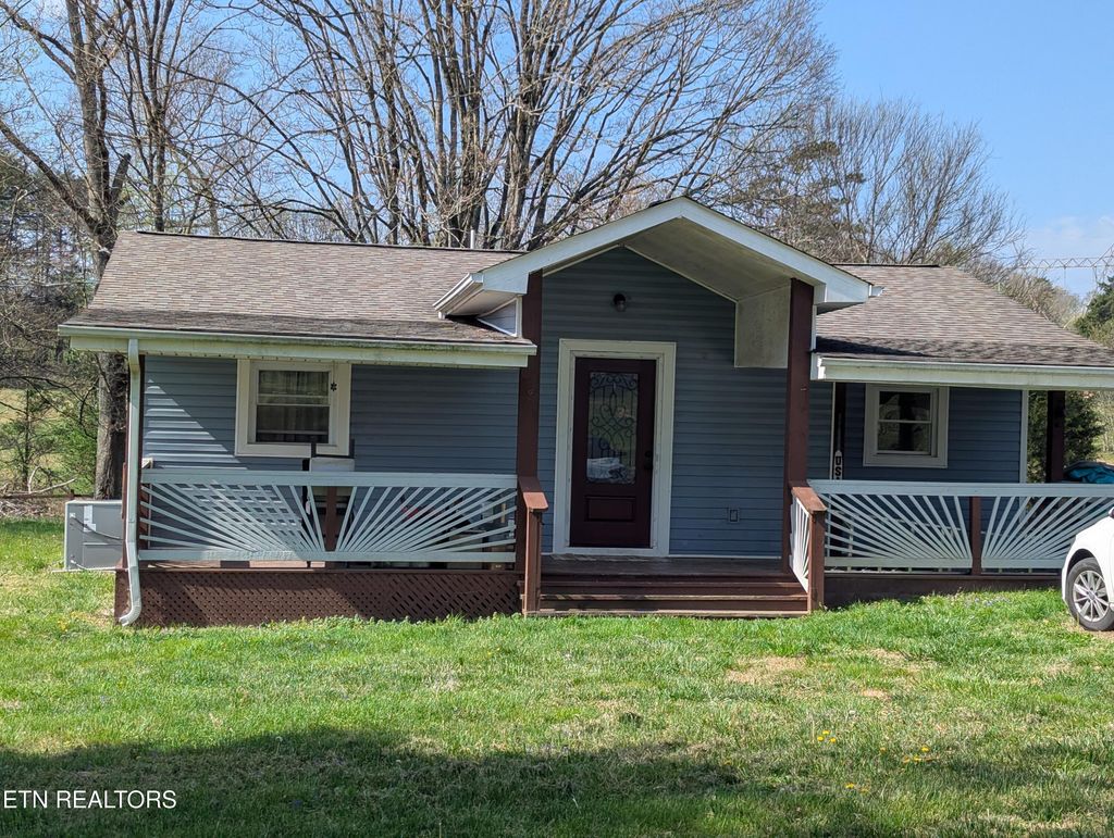 Photo of 570 Stout Town Rd, Blaine, TN 37709 (MLS # 1334965)
