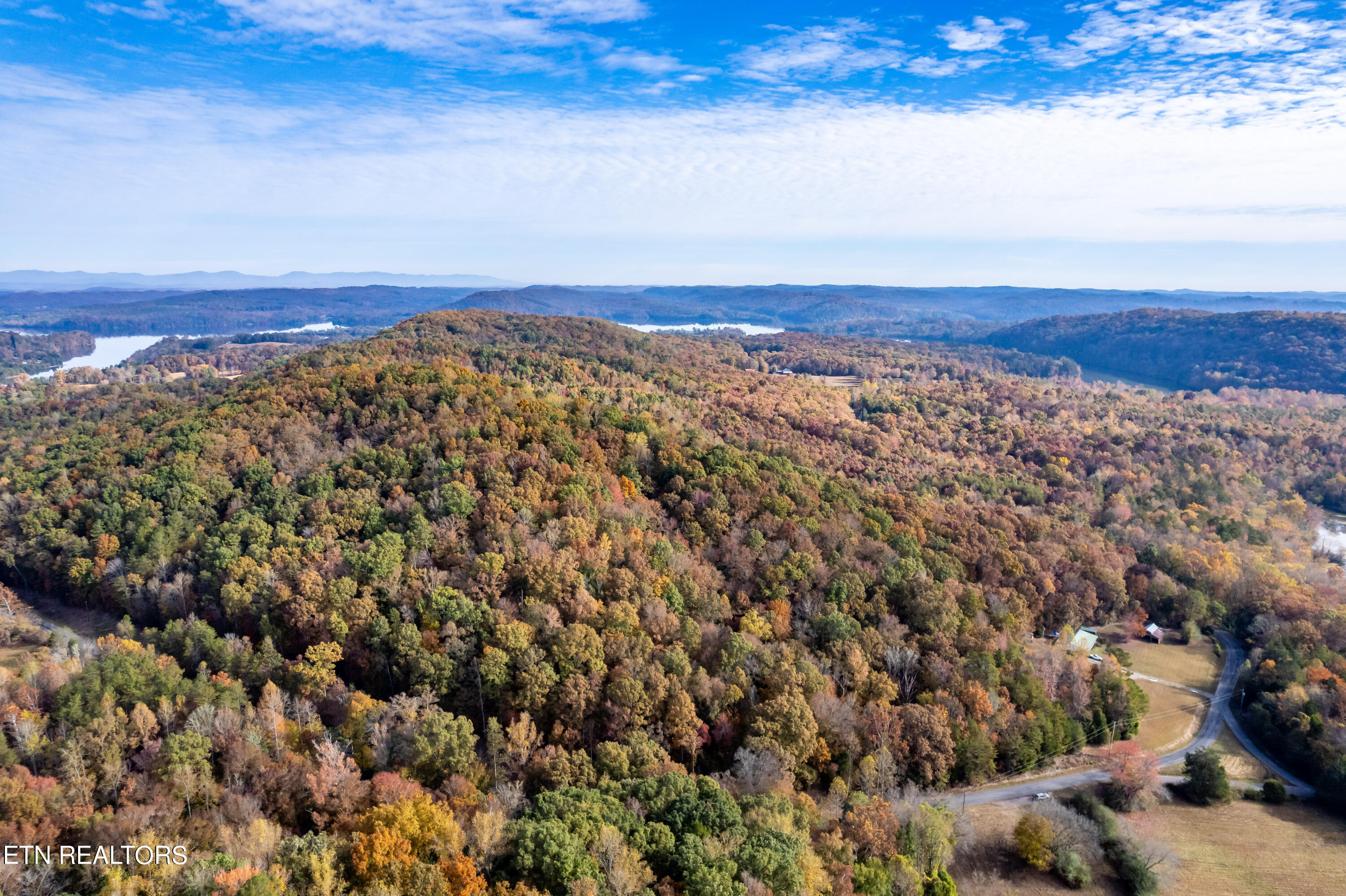 Photo 5 of 35 of 333 S Tennessee Chapel Circle land