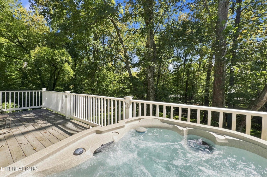 Photo of 2032 Slippery Rock Circle, Pigeon Forge, TN 37862 (MLS # 1355262)