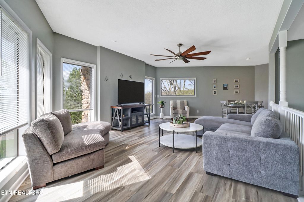 Photo of 333 Snead Drive, Crossville, TN 38558 (MLS # 1336236)