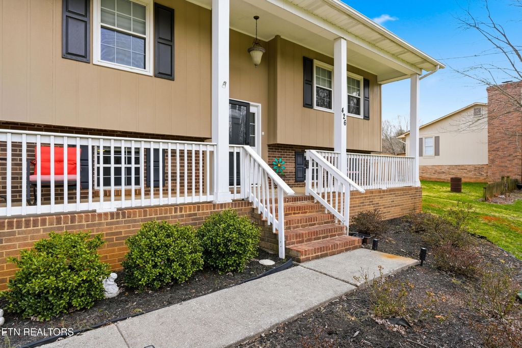 Photo of 426 Coulter Rd, Maryville, TN 37804 (MLS # 1330845)