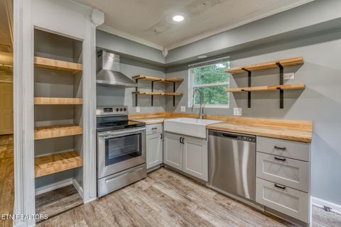 Tiny photo for 8202 Westland Drive, Knoxville, TN 37919 (MLS # 1336801)