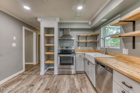 Tiny photo for 8202 Westland Drive, Knoxville, TN 37919 (MLS # 1336801)