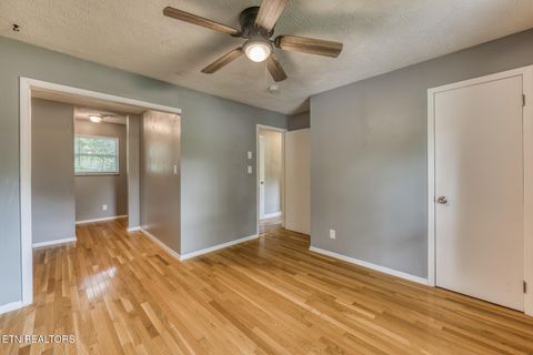Tiny photo for 8202 Westland Drive, Knoxville, TN 37919 (MLS # 1336801)