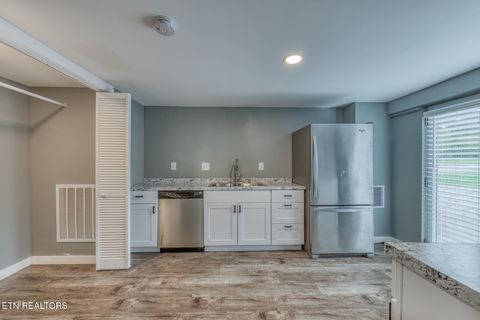 Tiny photo for 8202 Westland Drive, Knoxville, TN 37919 (MLS # 1336801)