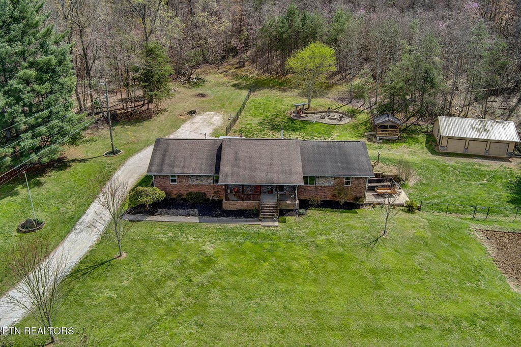 Photo of 138 Edmondson Lane, Maynardville, TN 37807 (MLS # 1295935)