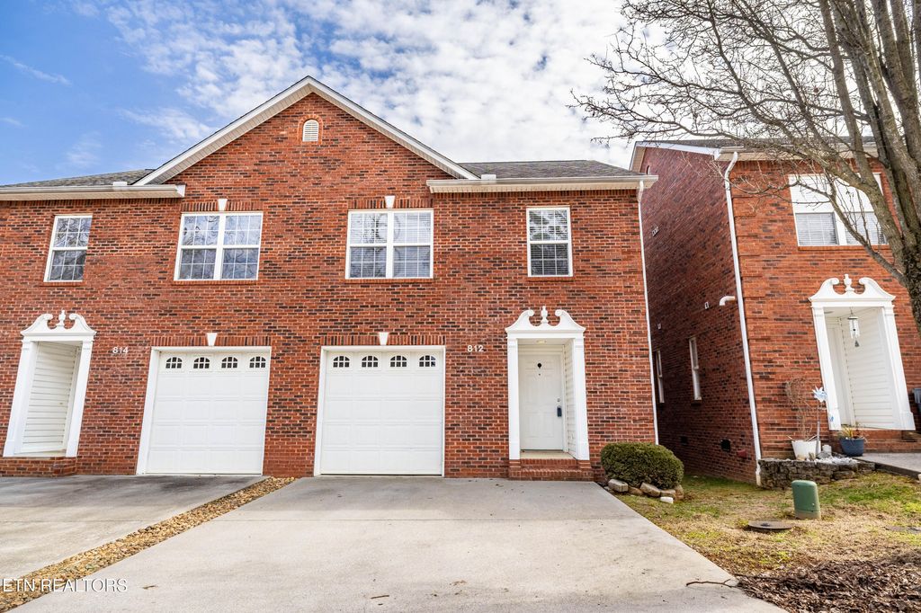 Photo of 812 Blue Spruce Way, Knoxville, TN 37912 (MLS # 1329456)