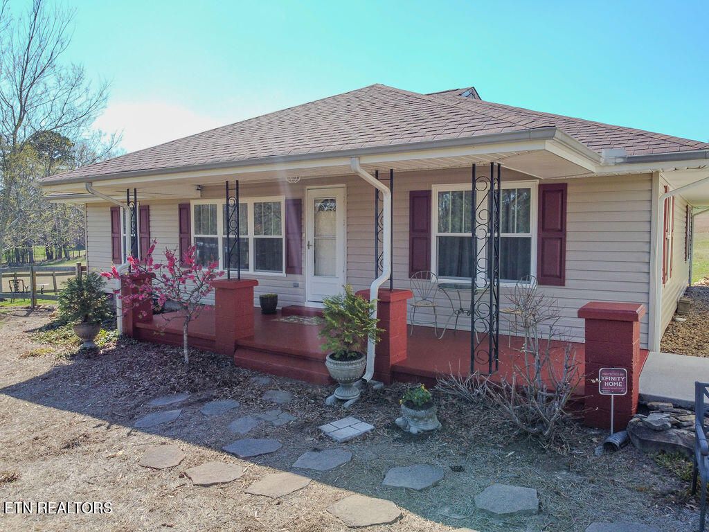 Photo of 1205 Elliott St, Athens, TN 37303 (MLS # 1333424)