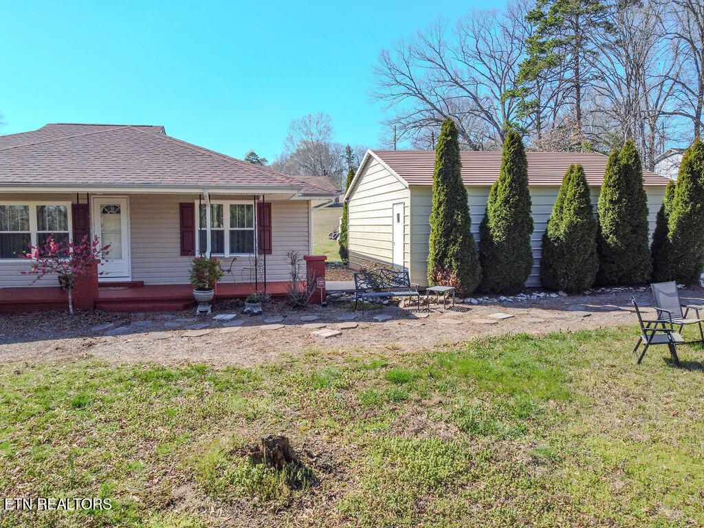 Photo of 1205 Elliott St, Athens, TN 37303 (MLS # 1333424)