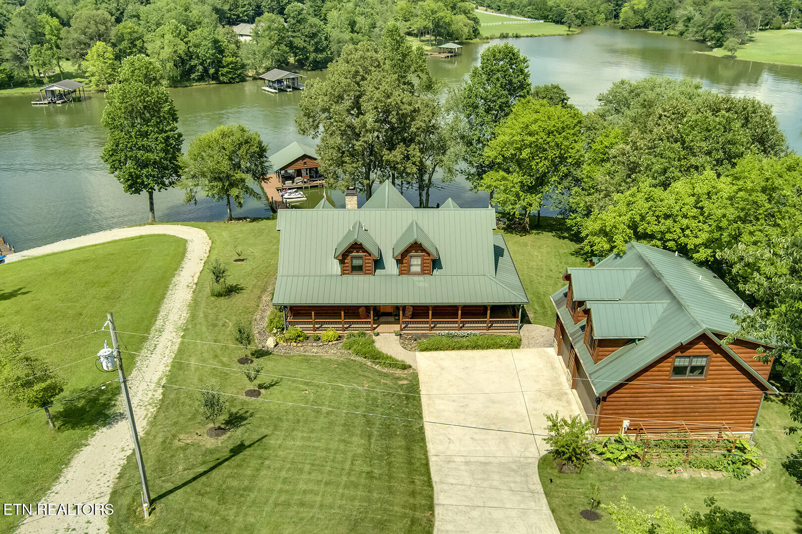 120 Island Rd