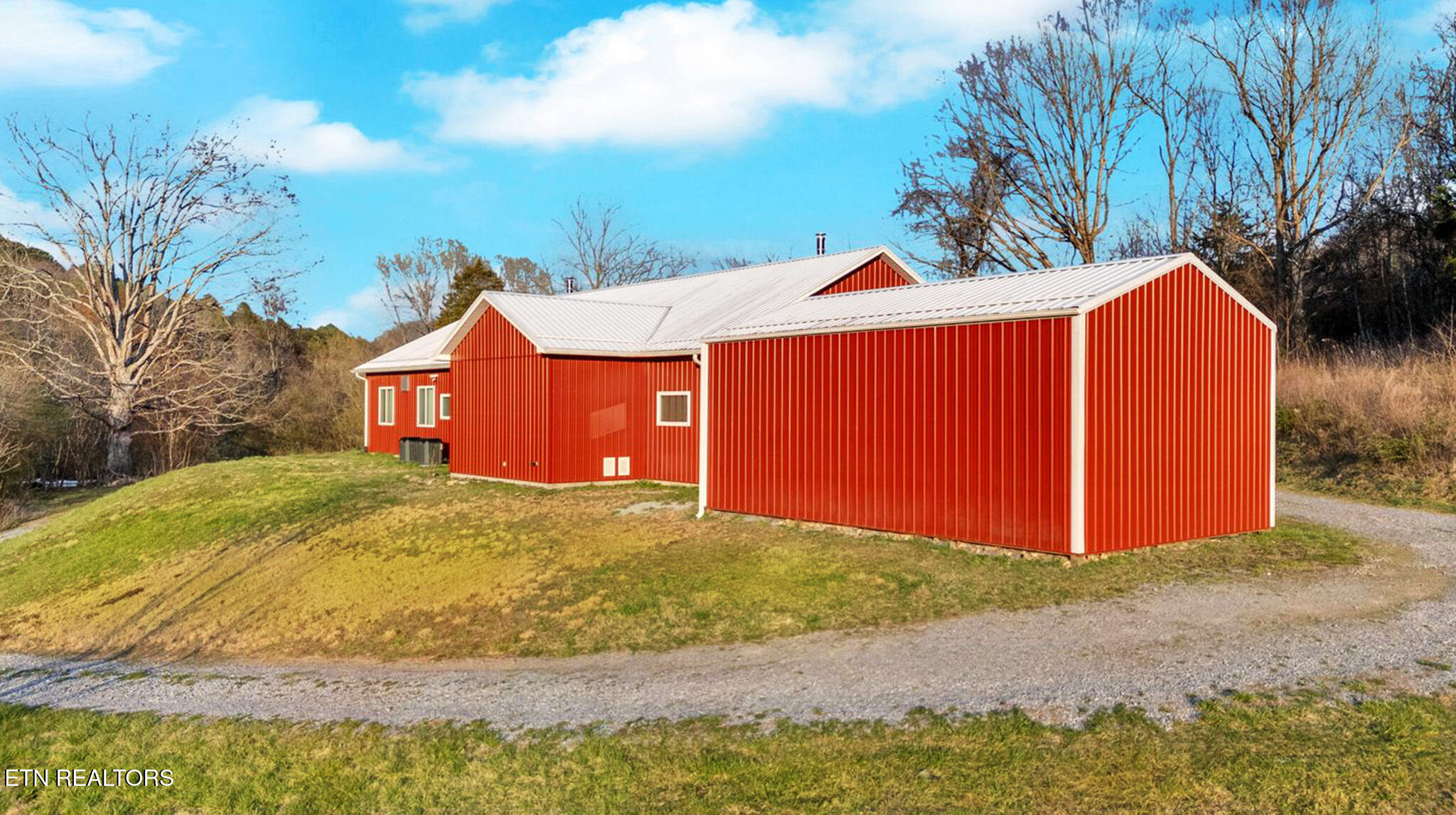 5635 Houston Valley Rd