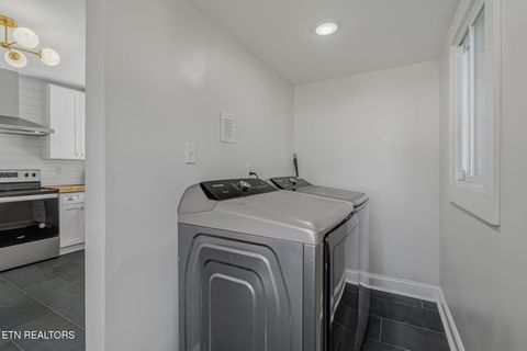 Tiny photo for 822 Radford Place, Knoxville, TN 37917 (MLS # 1338180)