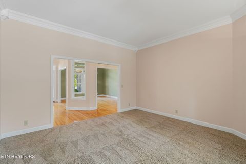 Tiny photo for 680 Oak Chase Blvd, Lenoir City, TN 37772 (MLS # 1341621)