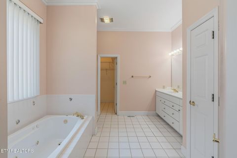 Tiny photo for 680 Oak Chase Blvd, Lenoir City, TN 37772 (MLS # 1341621)