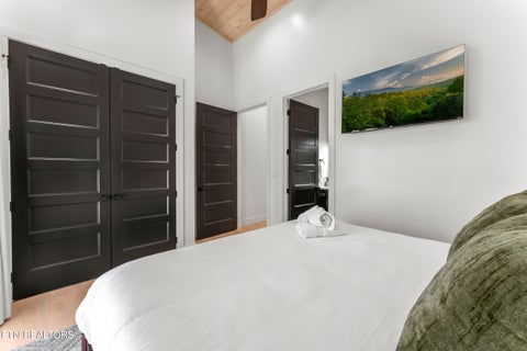 Tiny photo for 4143 Fontaine Way, Gatlinburg, TN 37738 (MLS # 1346957)