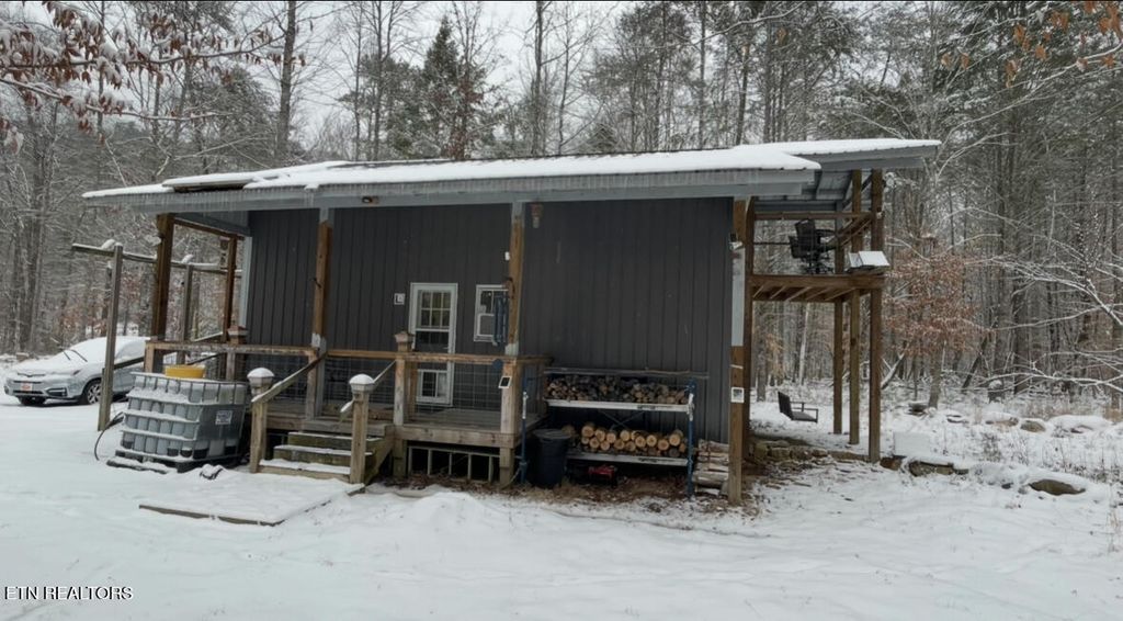 Photo of 1380 E Millers Cove Rd, Walland, TN 37886 (MLS # 1290883)