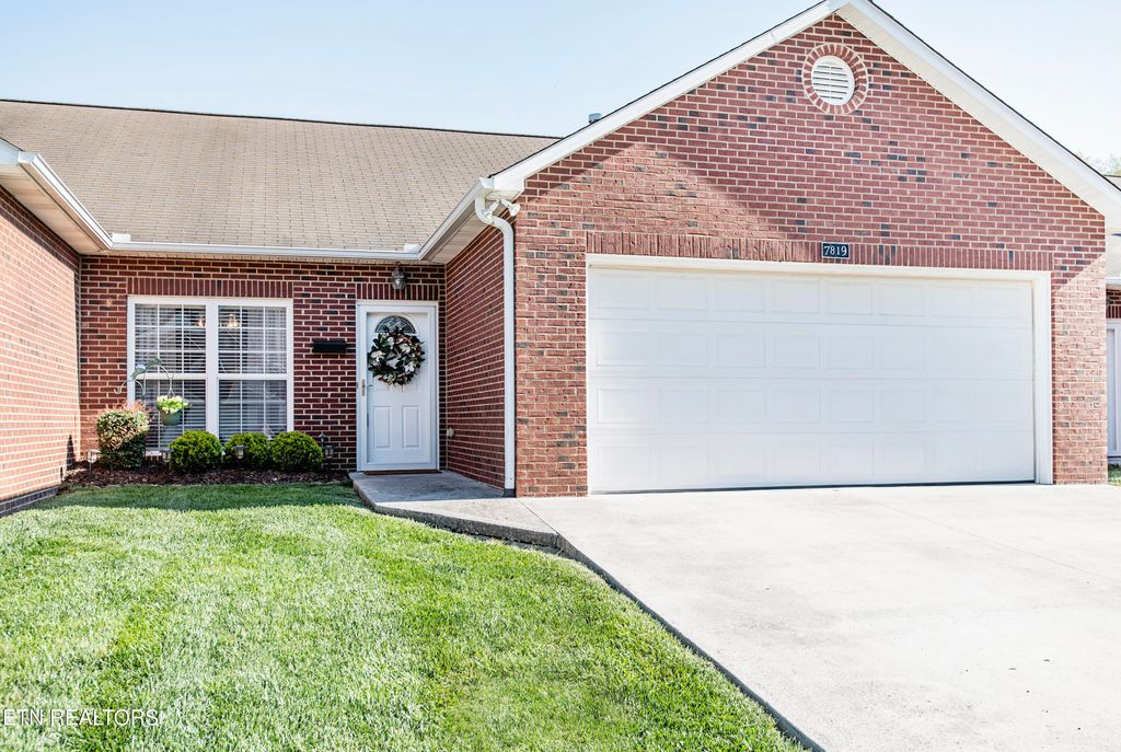 Photo of 7819 Ellisville Lane, Knoxville, TN 37909 (MLS # 1336929)