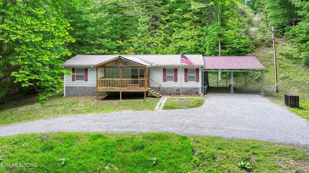 Photo of 3435 Walker Lane, Sevierville, TN 37862 (MLS # 1340895)
