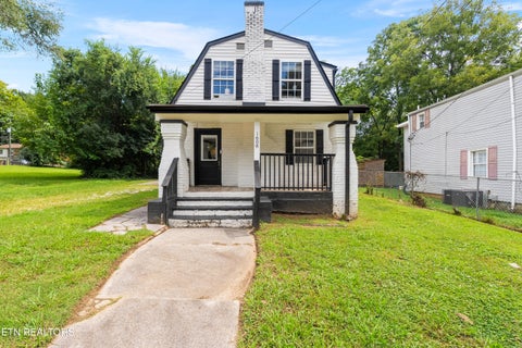 Photo of 1608 Wilder Place, Knoxville, TN 37915 (MLS # 1357526)
