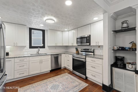 Tiny photo for 1608 Wilder Place, Knoxville, TN 37915 (MLS # 1357526)